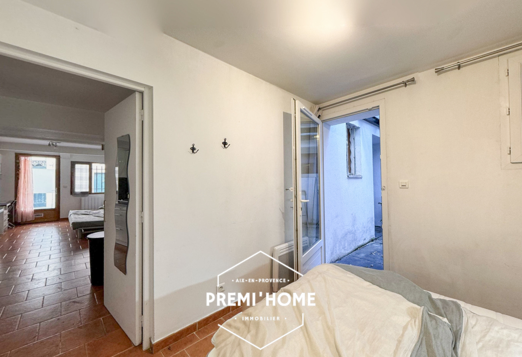 A VENDRE T2 RDC CENTRE VILLE AIX EN PROVENCE - Premi'home Agence immobilière Aix En Provence