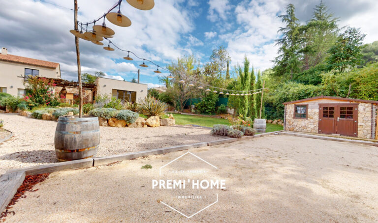 A VENDRE MAGNIFIQUE MAISON * A 5KM DU COURS MIRABEAU * - Premi'home Agence immobilière Aix En Provence