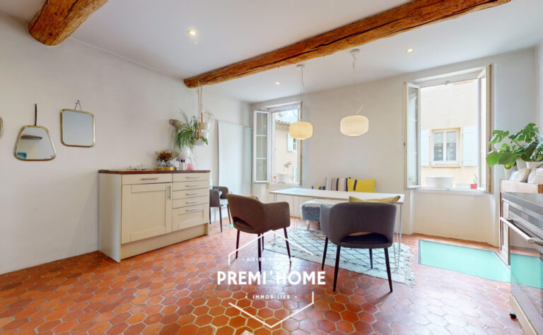 A VENDRE MAISON RENOVEE 3 CHAMBRES PEYNIER - Premi'home Agence immobilière Aix En Provence