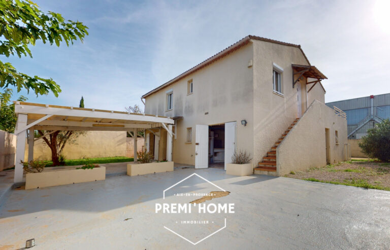 A VENDRE MAISON DE DEUX APPARTEMENTS A MARIGNANE - Premi'home Agence immobilière Aix En Provence