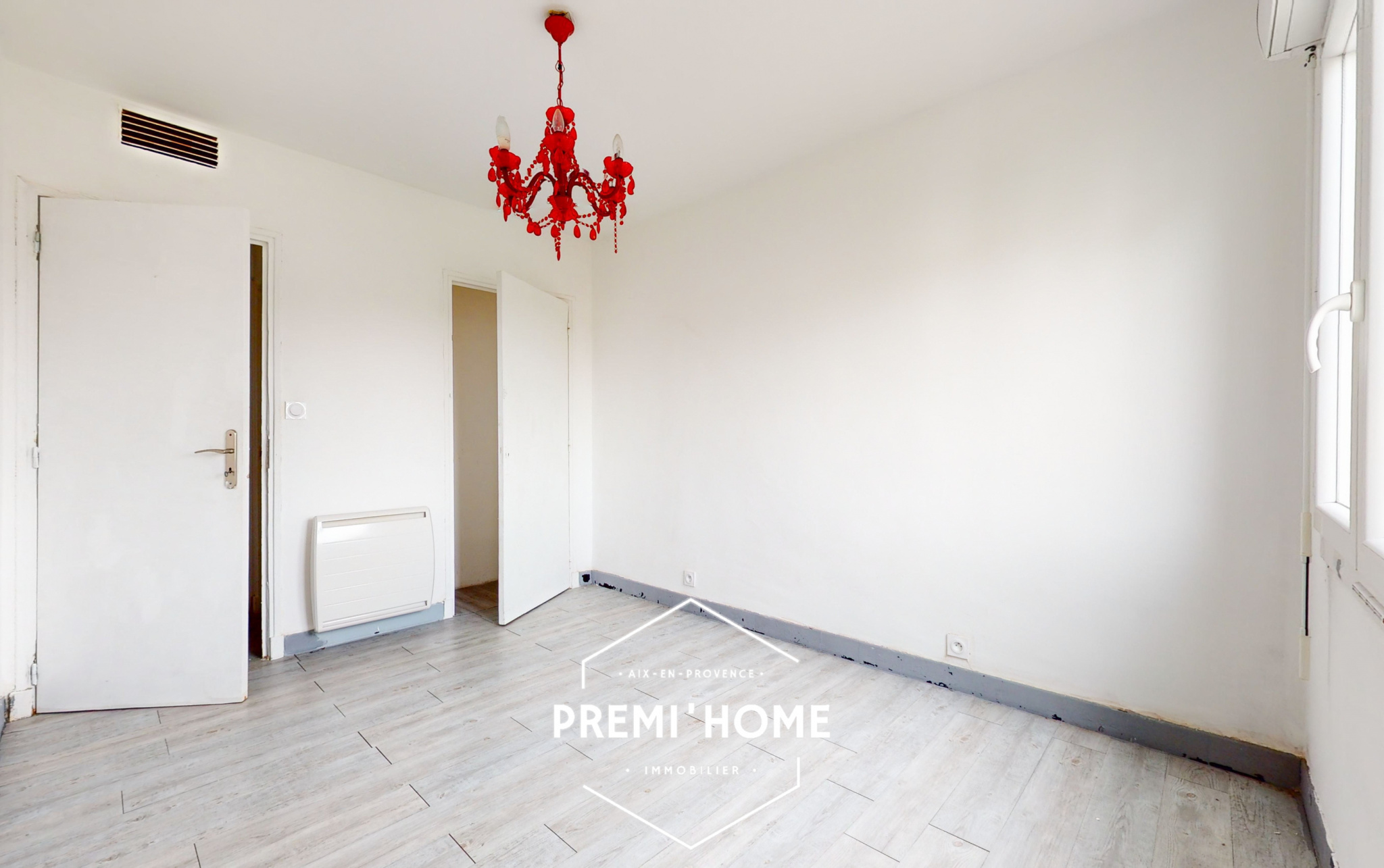 3 pièces 56,5 m2 A VENDRE T3 AIX SUD PROCHE CENTRE VILLE - Premi'home Agence immobilière Aix En Provence