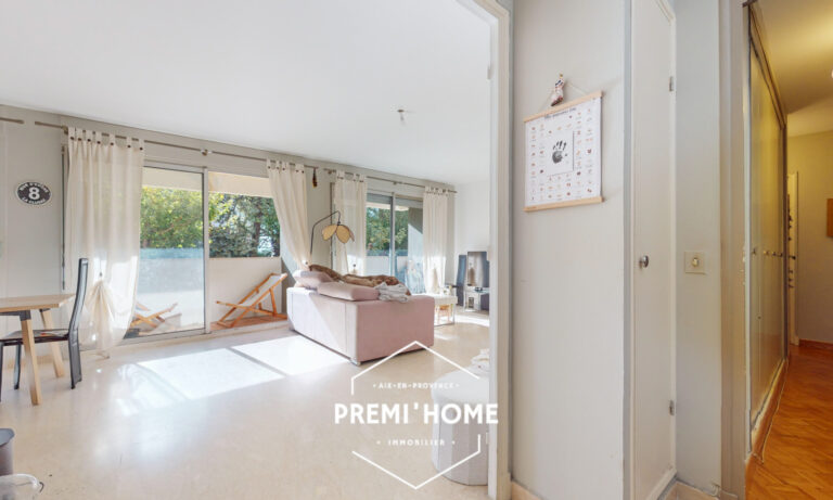 A VENDRE GRAND T2 RDC PARC MOZART AIX EN PROVENCE - Premi'home Agence immobilière Aix En Provence