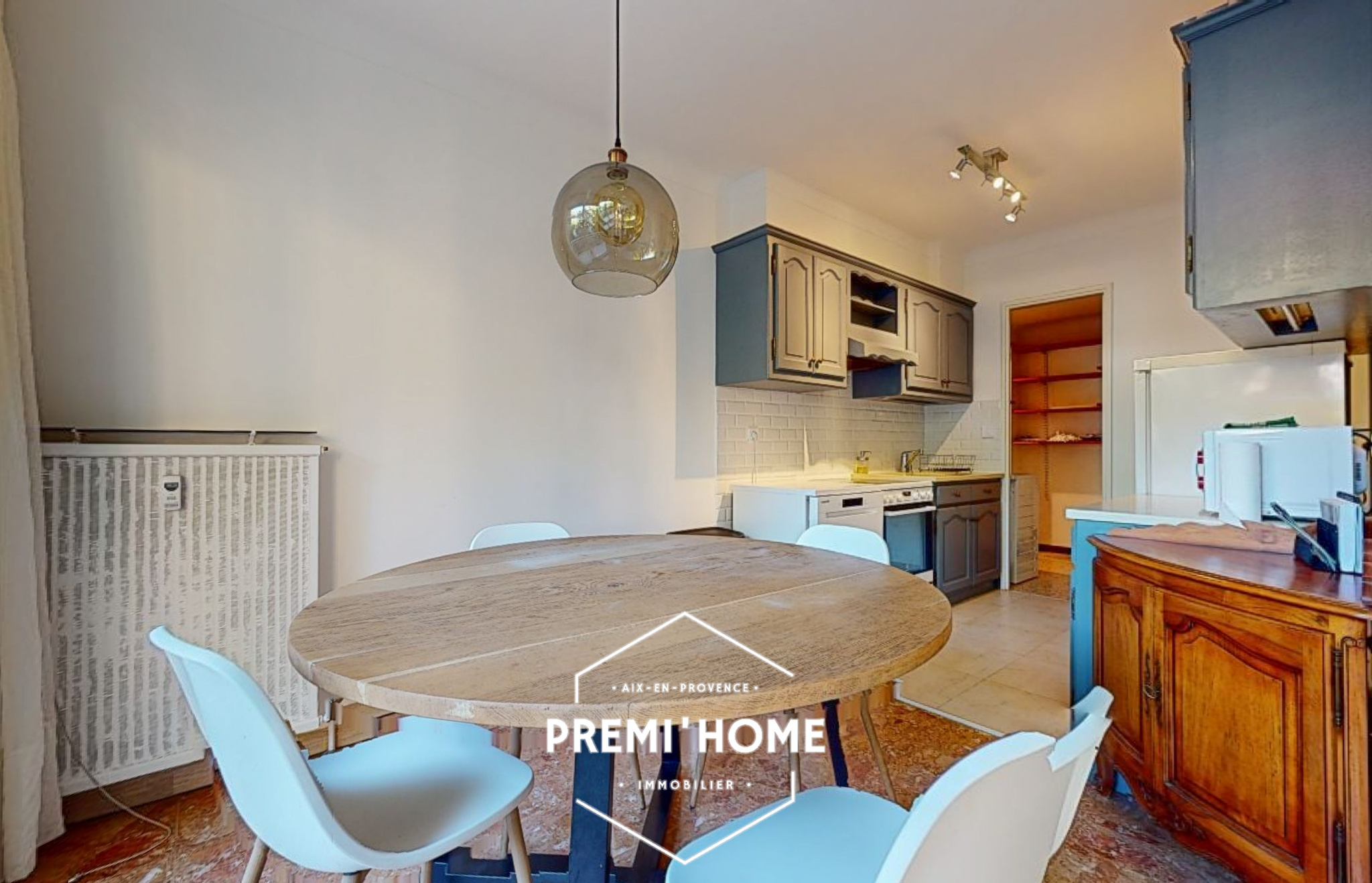 * GRAND T2 RENOVE PROCHE CEZANNE * - Premi'home Agence immobilière Aix En Provence