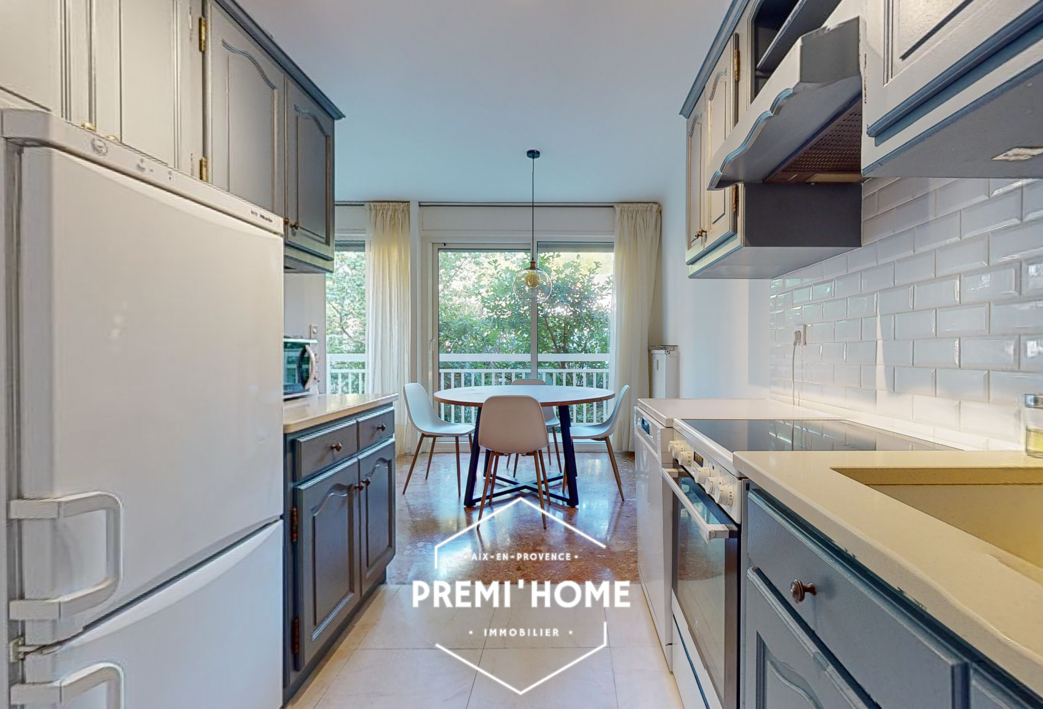 * GRAND T2 RENOVE PROCHE CEZANNE * - Premi'home Agence immobilière Aix En Provence