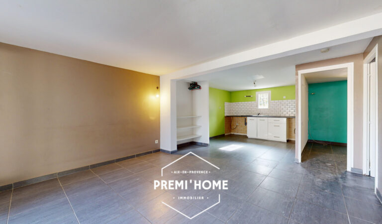 A VENDRE MAISON DE DEUX APPARTEMENTS A MARIGNANE - Premi'home Agence immobilière Aix En Provence