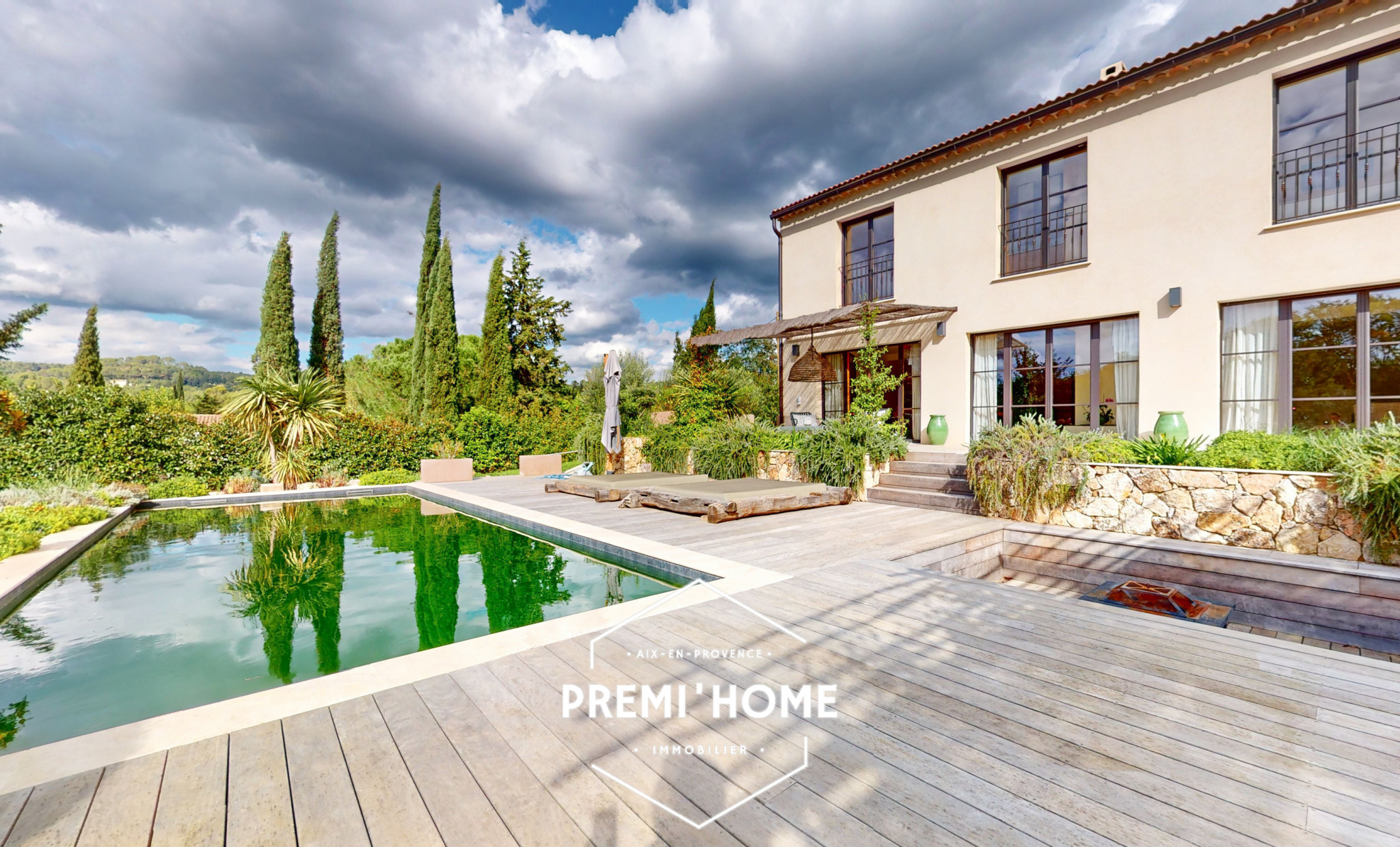 A VENDRE MAGNIFIQUE MAISON * A 5KM DU COURS MIRABEAU * - Premi'home Agence immobilière Aix En Provence