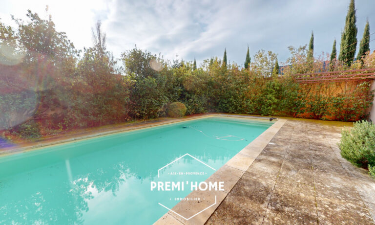 A VENDRE MAISON AVEC PISCINE & HANGAR A EYGALIERES - Premi'home Agence immobilière Aix En Provence