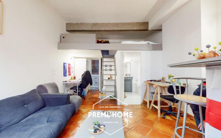 A VENDRE STUDIO AVEC MEZZANINE AIX EN PROVENCE - Premi'home Agence immobilière Aix En Provence