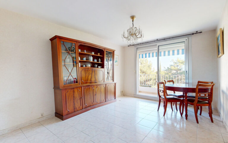 A VENDRE T3 MARSEILLE 13008 - Premi'home Agence immobilière Aix En Provence