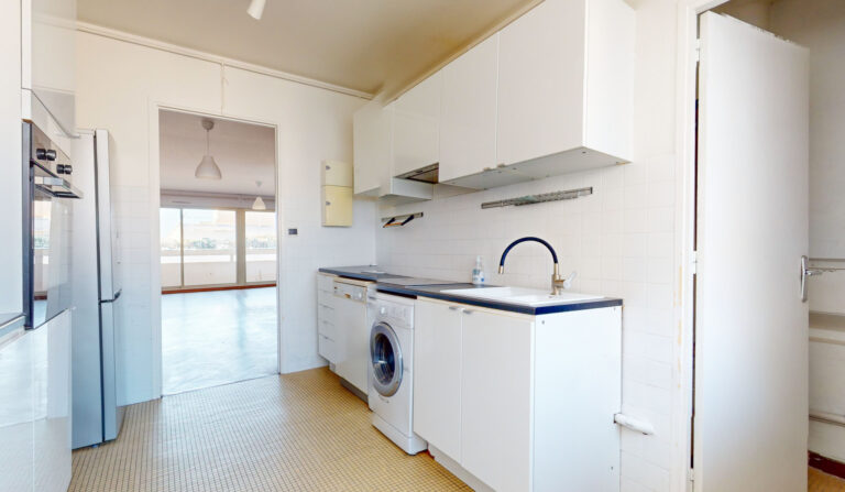 A VENDRE T3 RUE PARADIS MARSEILLE 13008 - Premi'home Agence immobilière Aix En Provence