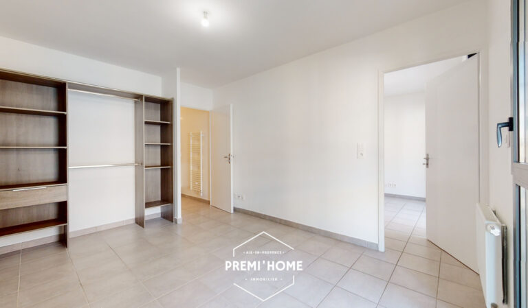 * A VENDRE T2 RECENT PONT DE L’ARC AVEC BOX * AIX EN PROVENC - Premi'home Agence immobilière Aix En Provence