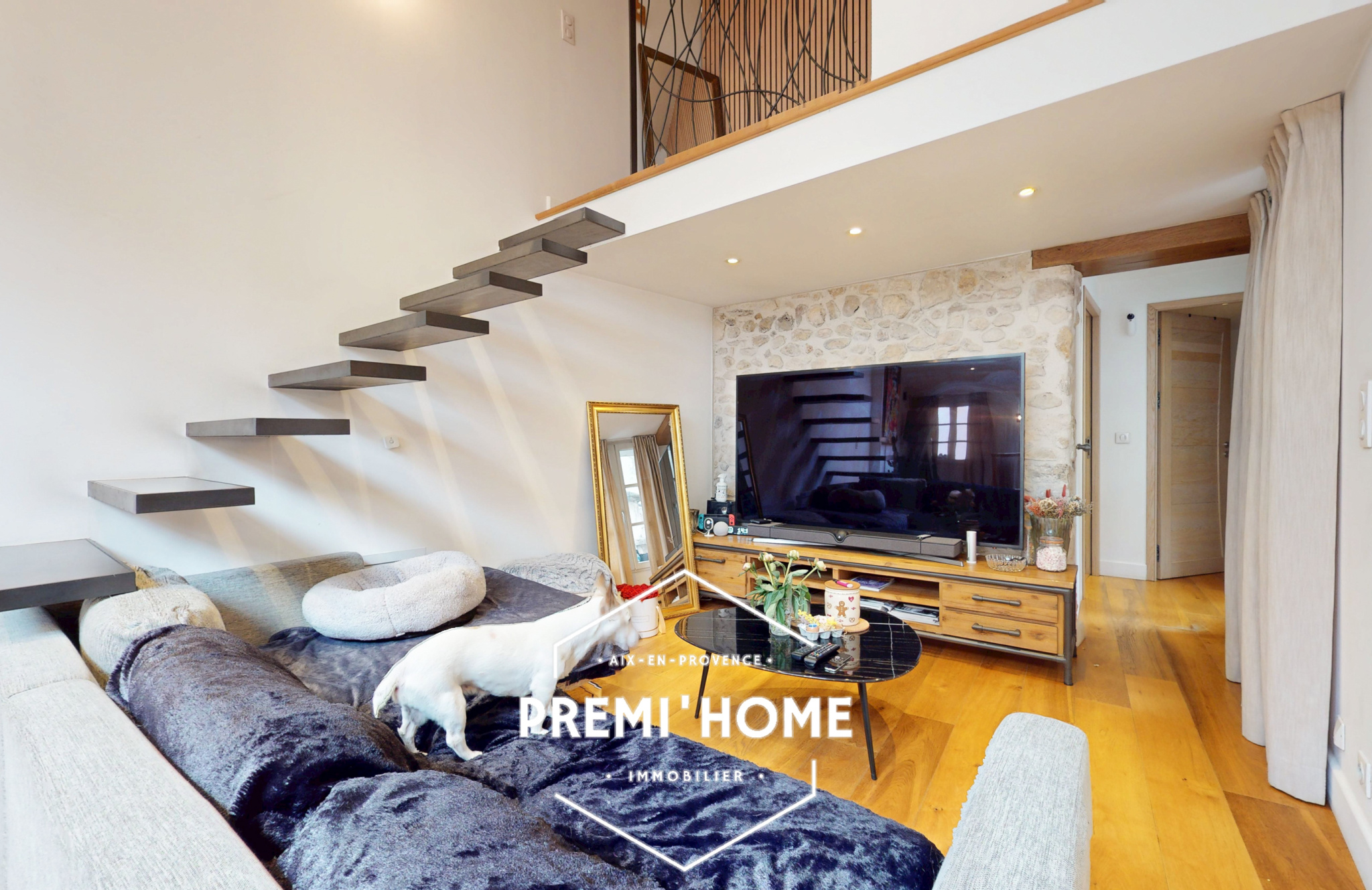 A VENDRE T2/3 DUPLEX RENOVE CENTRE VILLE AIX EN PROVENCE - Premi'home Agence immobilière Aix En Provence