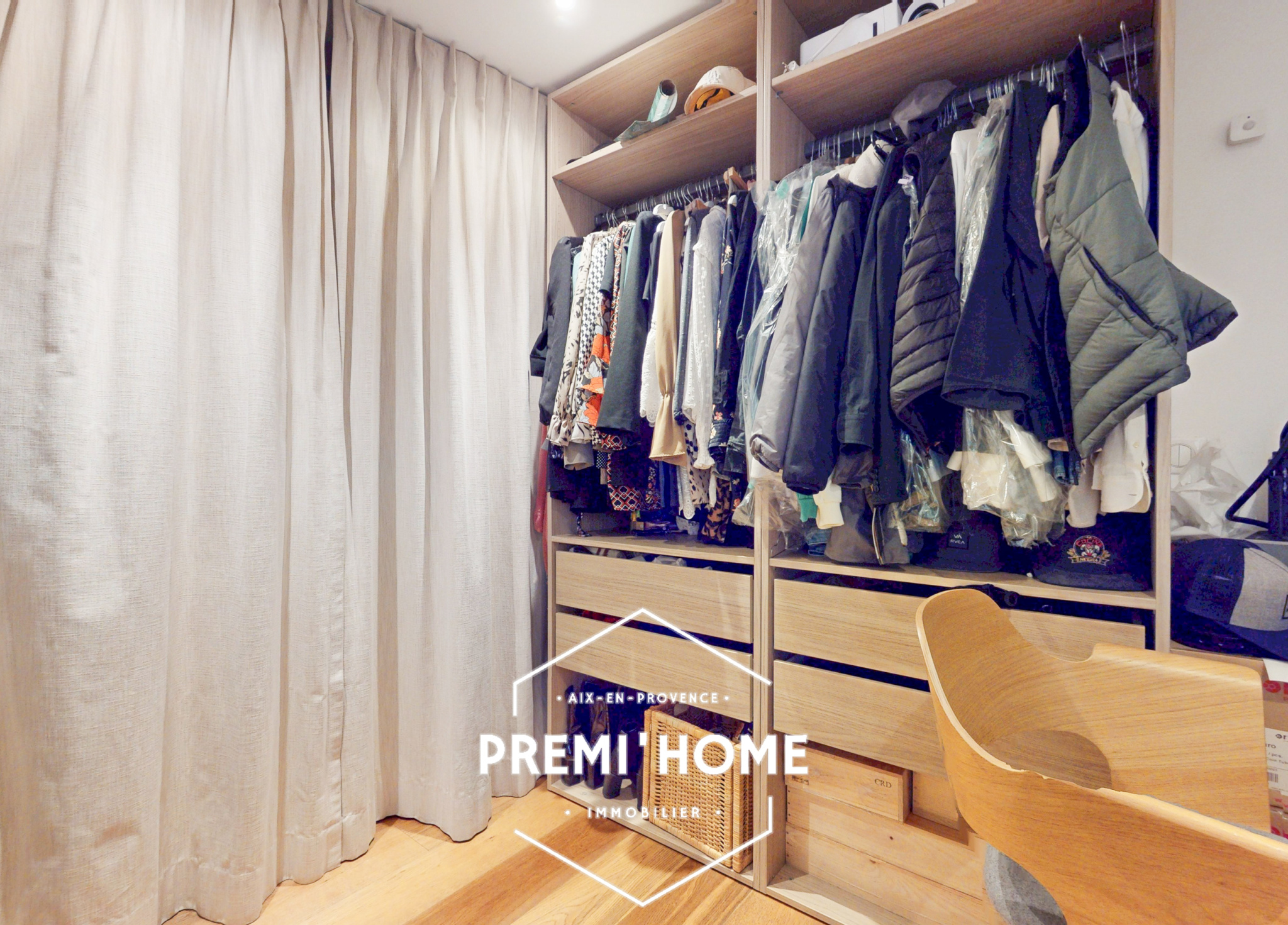 A VENDRE T2/3 DUPLEX RENOVE CENTRE VILLE AIX EN PROVENCE - Premi'home Agence immobilière Aix En Provence