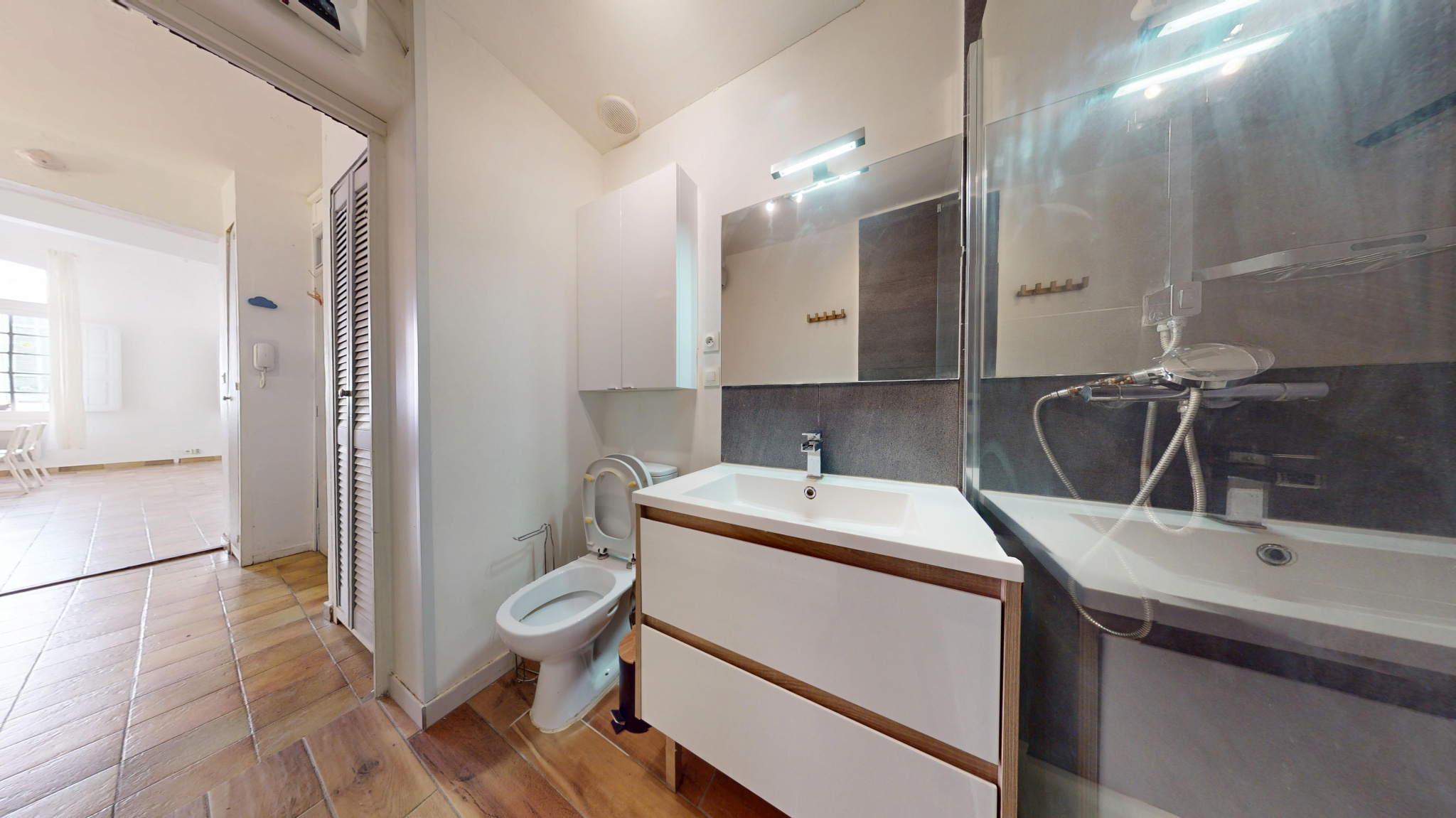 1 pièces 44 m2 T1 CENTRE VILLE HISTORIQUE AIX EN PROVENCE - Premi'home Agence immobilière Aix En Provence