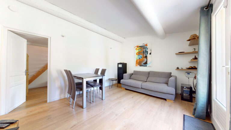 2 pièces 40 m2 315 m2 A VENDRE MAISON AIX EN PROVENCE NORD L - Premi'home Agence immobilière Aix En Provence