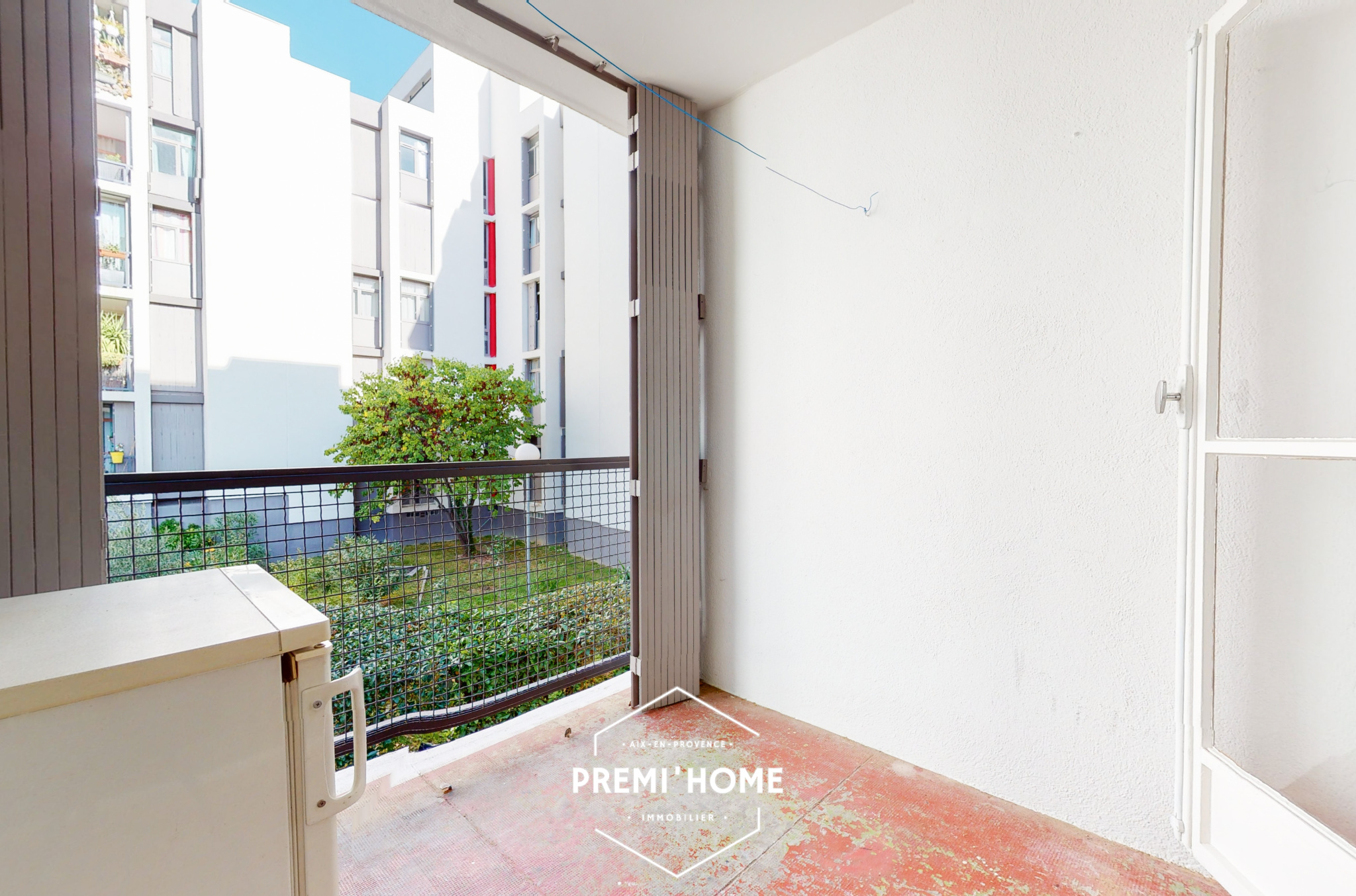 * T3 PETIT NICE * 1ER ETAGE * - Premi'home Agence immobilière Aix En Provence