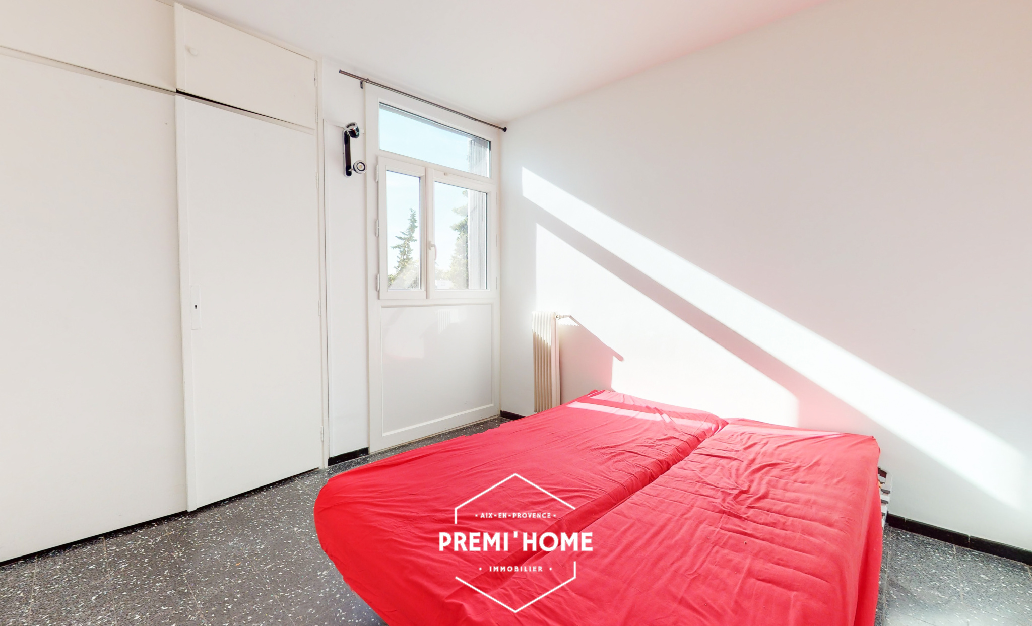 * T3 PETIT NICE * 1ER ETAGE * - Premi'home Agence immobilière Aix En Provence