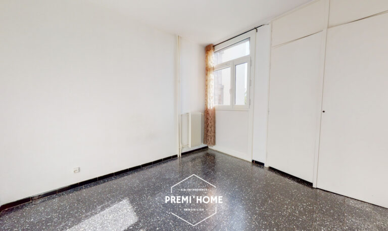 * T3 PETIT NICE * 1ER ETAGE * - Premi'home Agence immobilière Aix En Provence