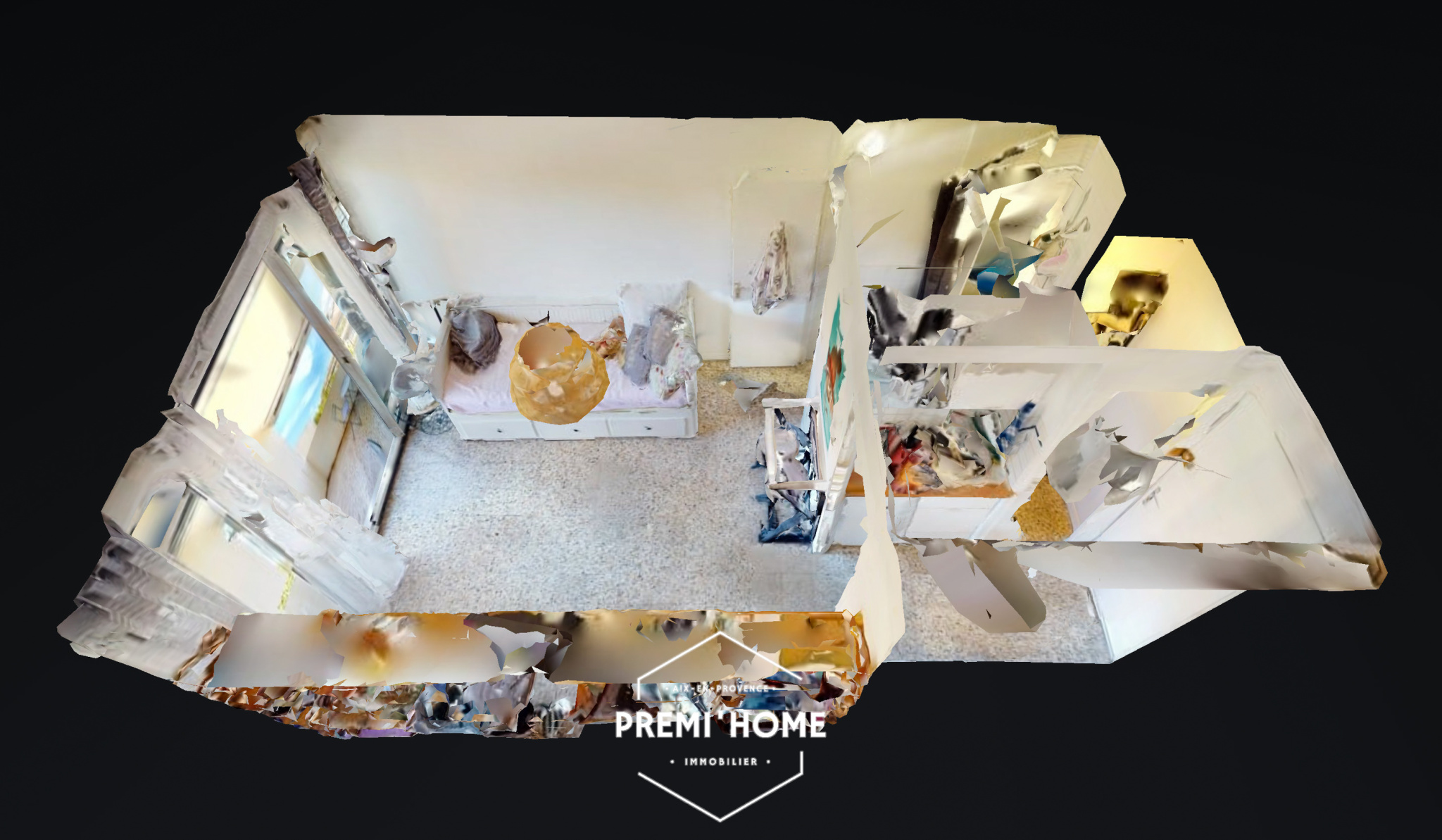 * A VENDRE JOLI STUDIO LOUE GARE ROUTIERE * - Premi'home Agence immobilière Aix En Provence
