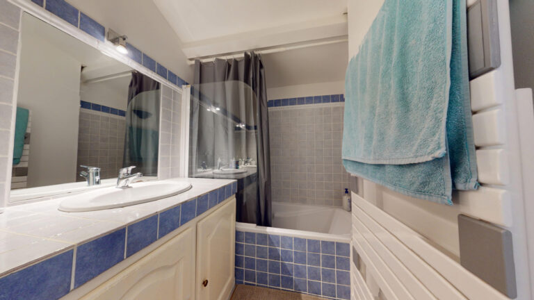 2 pièces 40 m2 315 m2 A VENDRE MAISON AIX EN PROVENCE NORD L - Premi'home Agence immobilière Aix En Provence