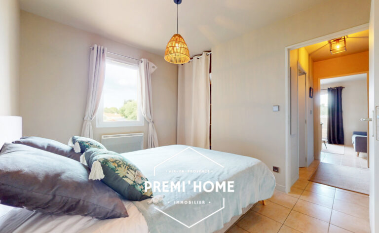 A VENDRE T2 RENOVE 33M2 MOURIÈS - Premi'home Agence immobilière Aix En Provence