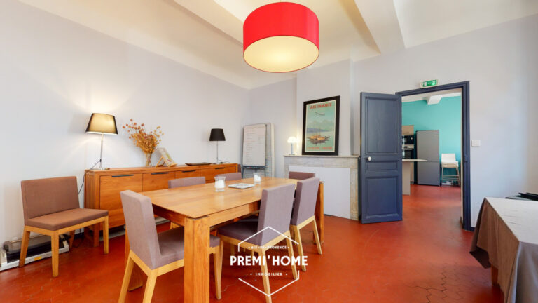 A VENDRE GRAND T2 AIX EN PROVENCE CENTRE VILLE HISTORIQUE - Premi'home Agence immobilière Aix En Provence
