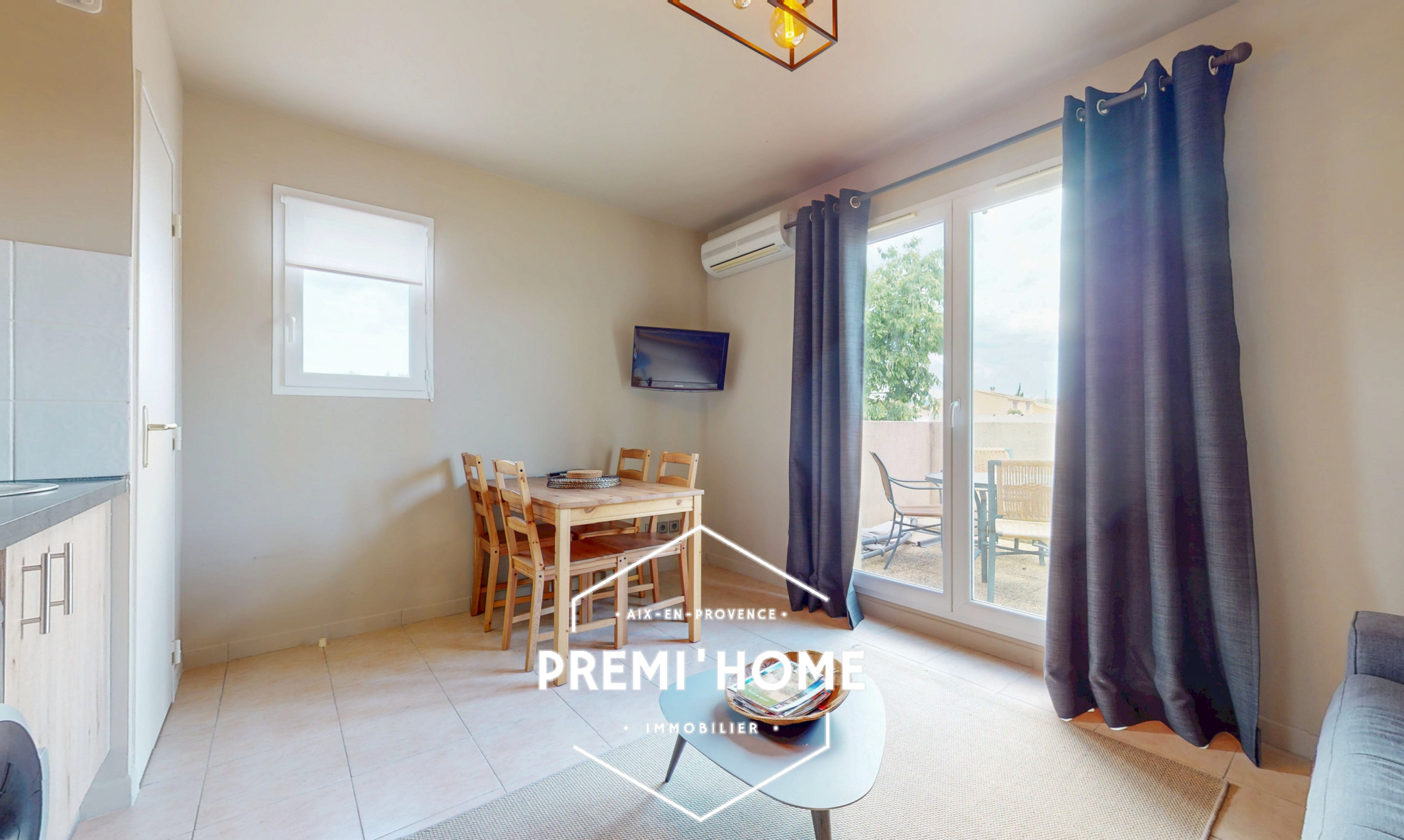 A VENDRE T2 RENOVE 33M2 MOURIÈS - Premi'home Agence immobilière Aix En Provence