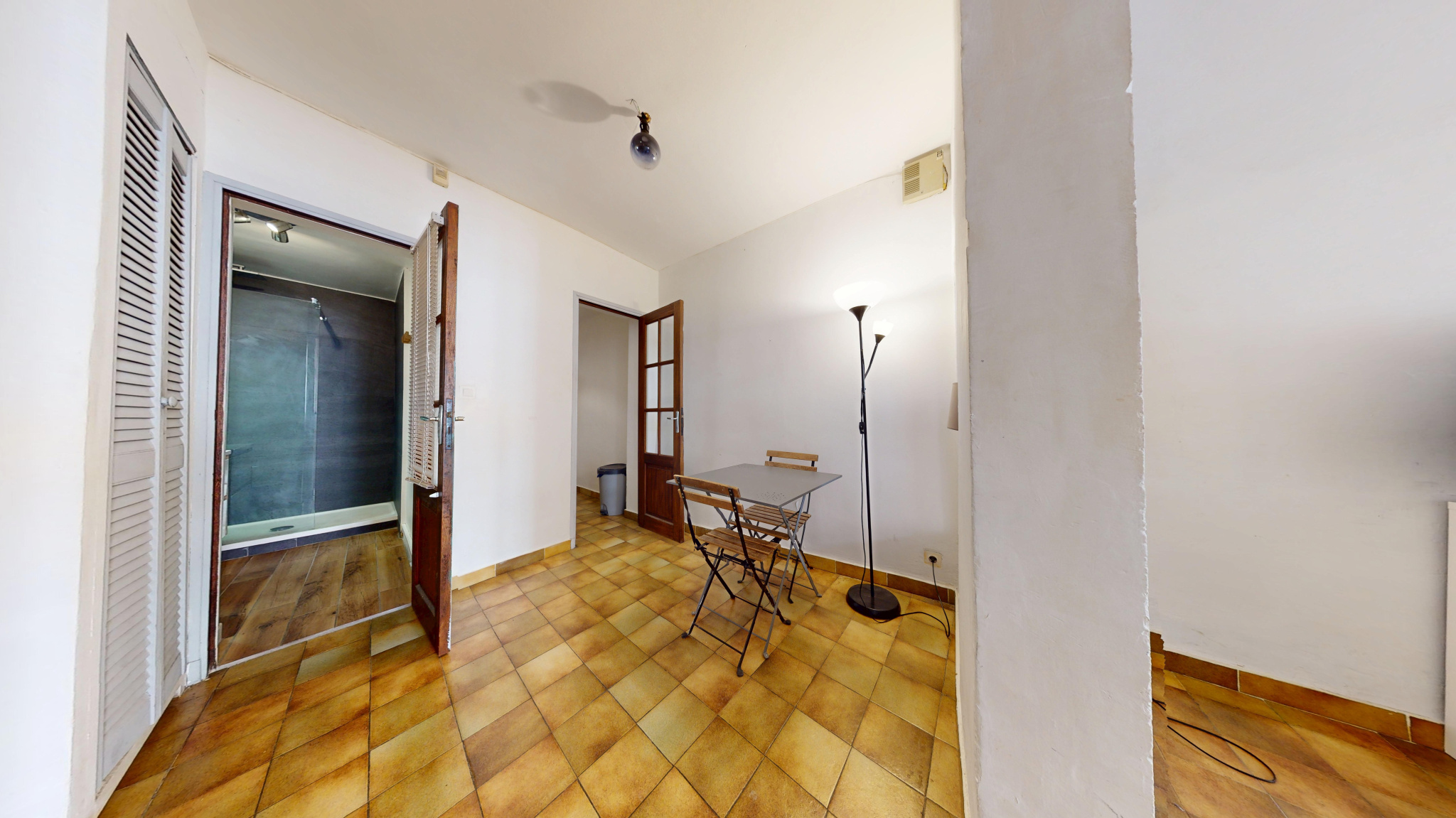 1 pièces 44 m2 T1 CENTRE VILLE HISTORIQUE AIX EN PROVENCE - Premi'home Agence immobilière Aix En Provence
