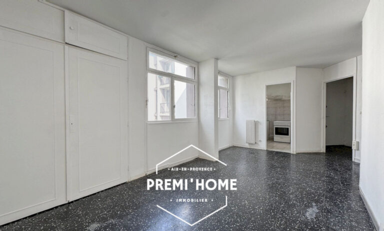 A VENDRE T3 LOUE RESIDENCE PETIT NICE AIX EST - Premi'home Agence immobilière Aix En Provence