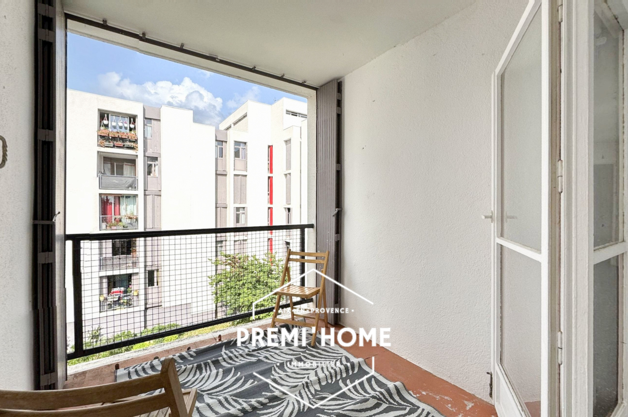 A VENDRE T3 LOUE RESIDENCE PETIT NICE AIX EST - Premi'home Agence immobilière Aix En Provence