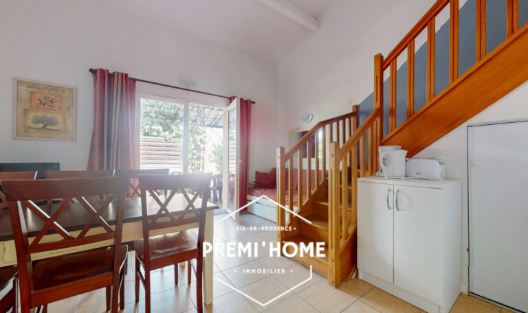 A VENDRE PETITE MAISON 2 CHAMBRES MOURIÈS ALPILLES - Premi'home Agence immobilière Aix En Provence
