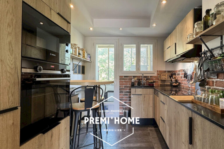 A VENDRE T3 RENOVE AIX EN PROVENCE LYCEE CEZANNE - Premi'home Agence immobilière Aix En Provence