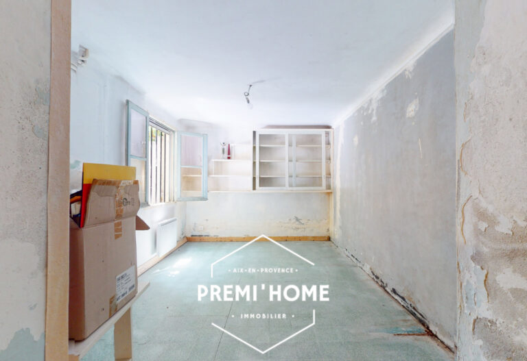 A VENDRE MAISON 190M2 SALON DE PROVENCE - Premi'home Agence immobilière Aix En Provence
