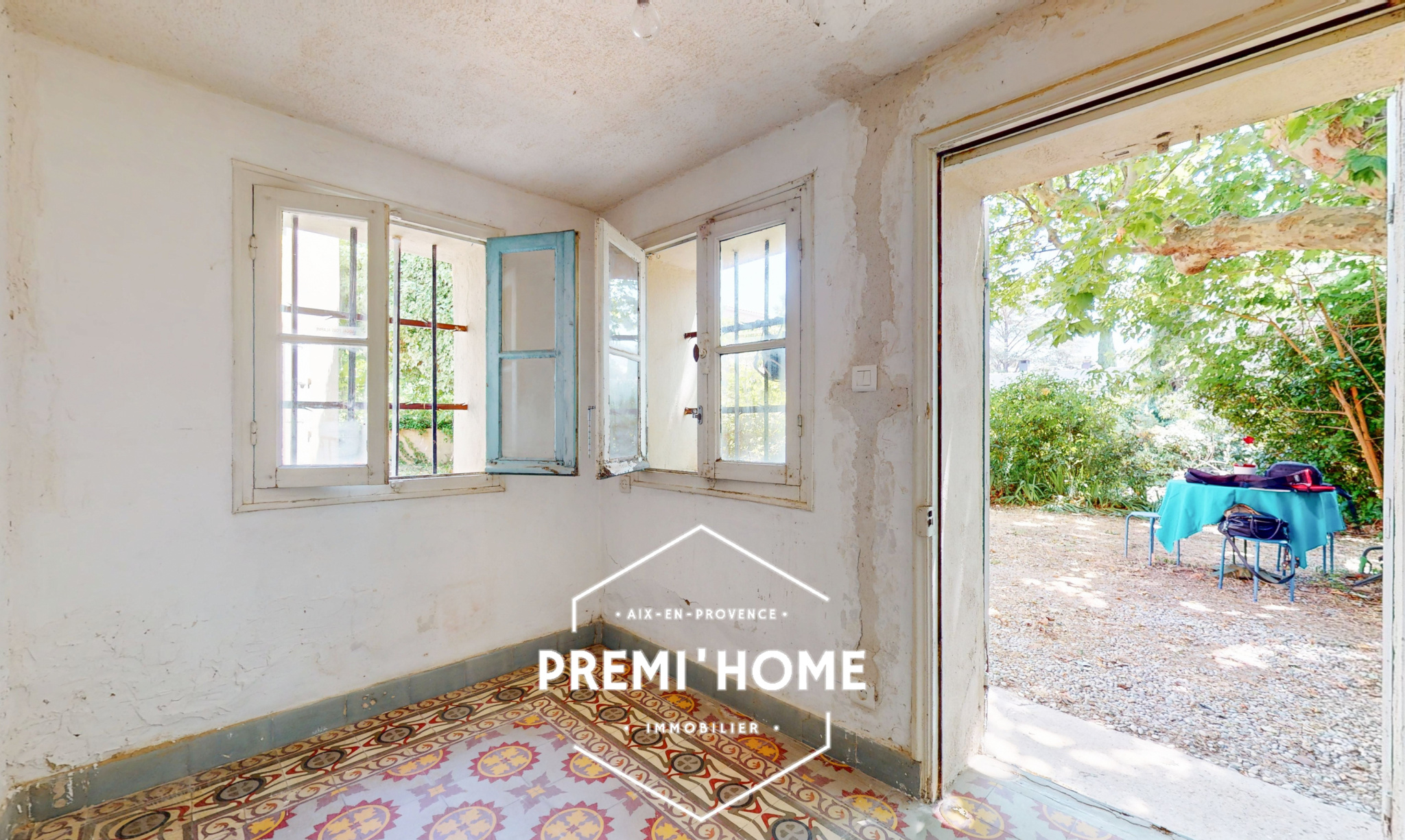 A VENDRE MAISON 190M2 SALON DE PROVENCE - Premi'home Agence immobilière Aix En Provence
