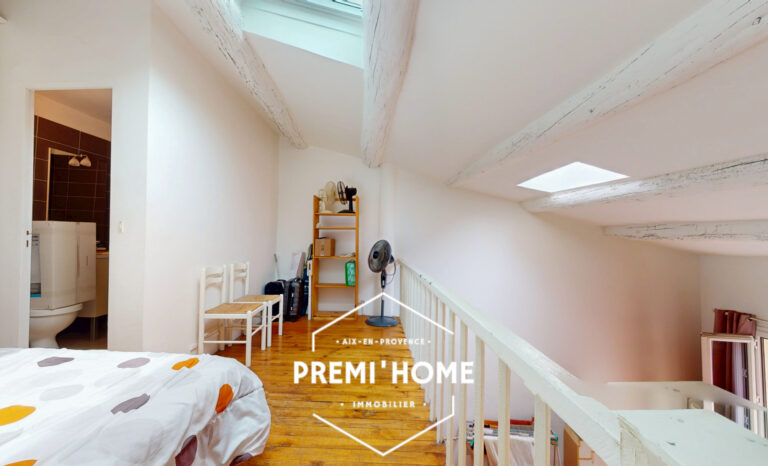 A VENDRE T2 DUPLEX AIX CENTRE HISTORIQUE - Premi'home Agence immobilière Aix En Provence