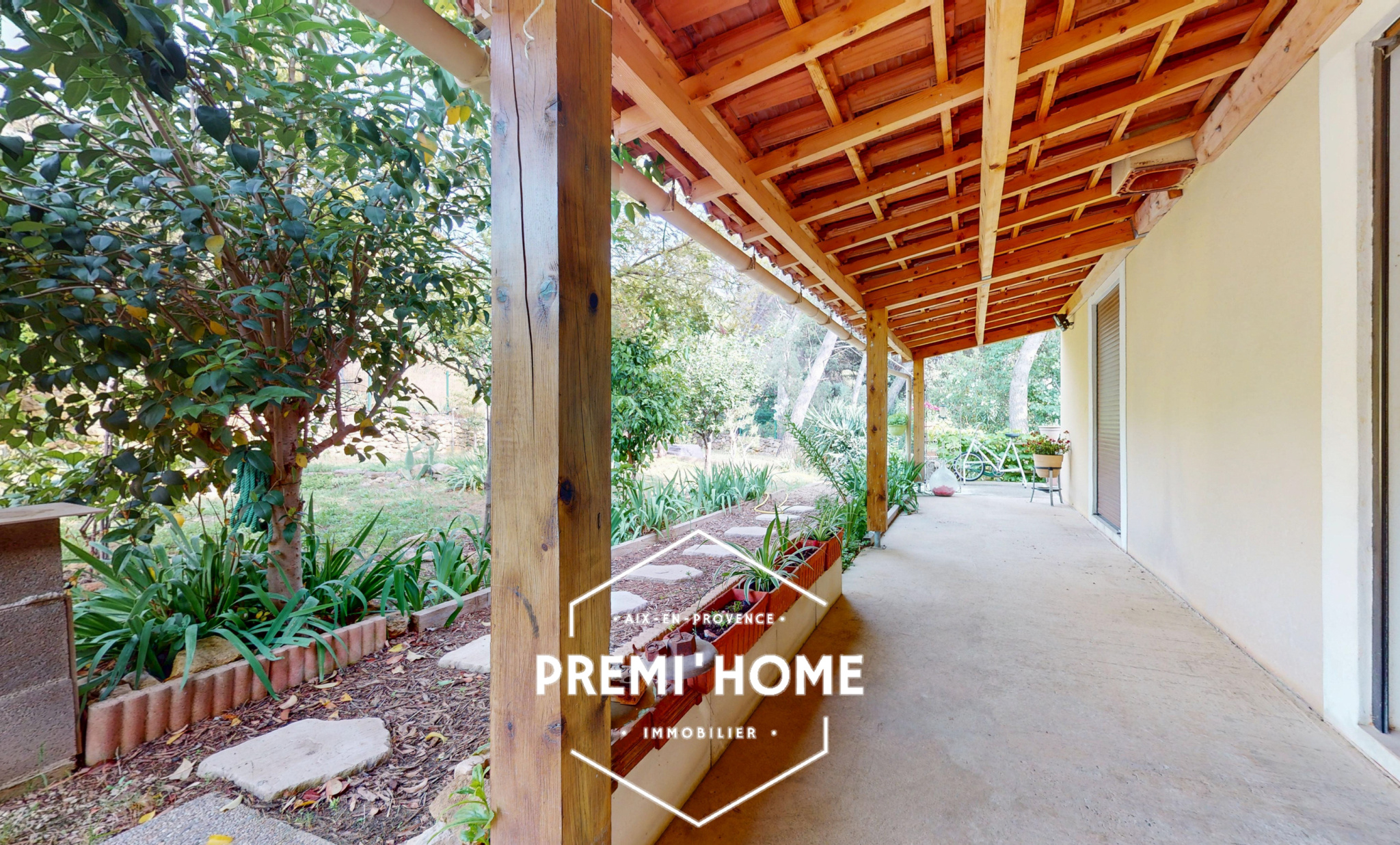 A VENDRE MAISON INDIVIDUELLE T4 A SALON DE PROVENCE - Premi'home Agence immobilière Aix En Provence