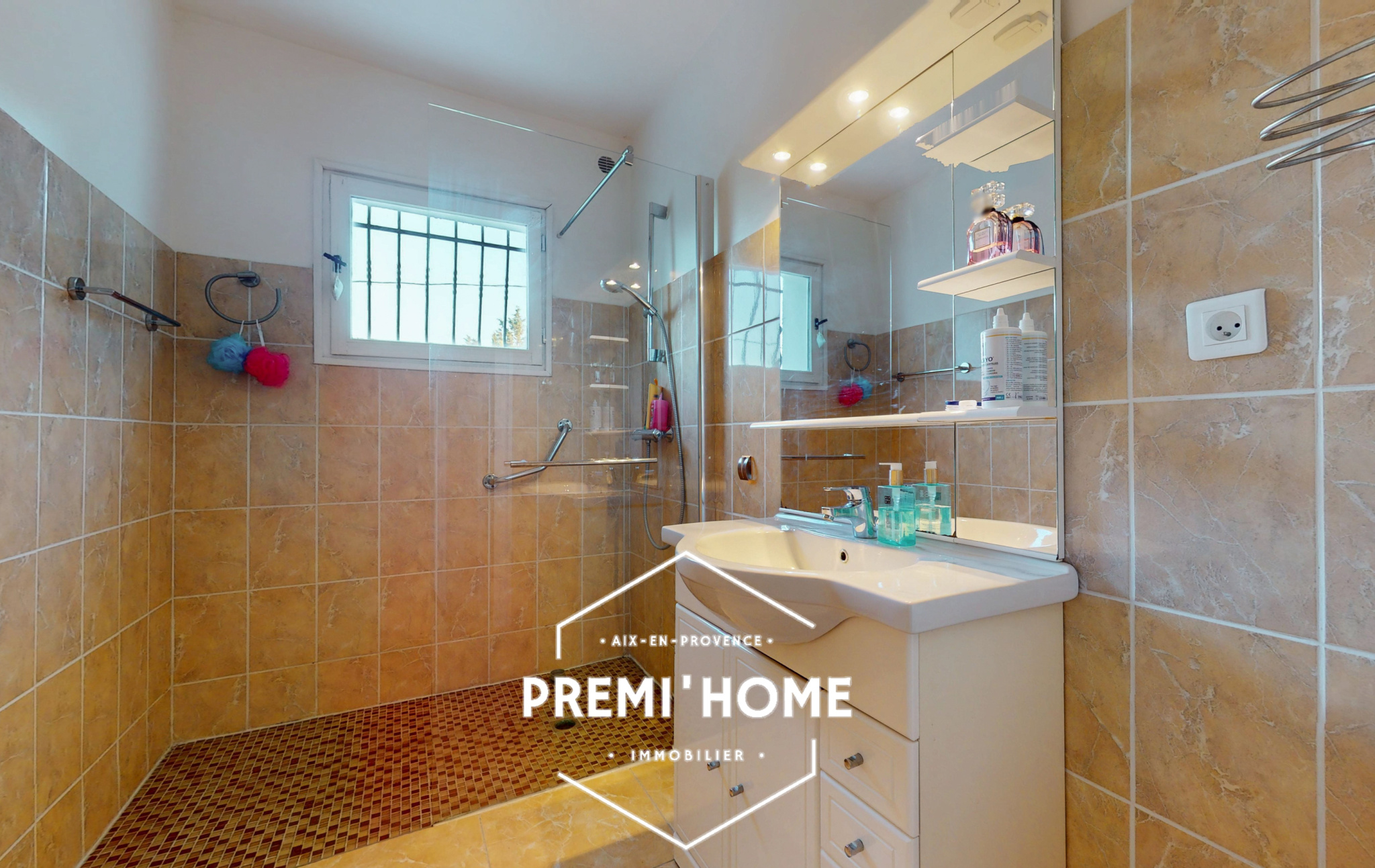 A VENDRE MAISON A DIVISER COUDOUX - Premi'home Agence immobilière Aix En Provence