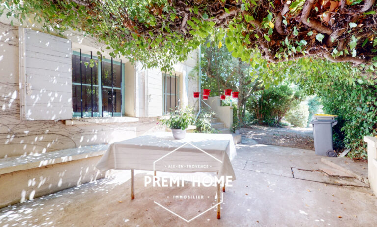 A VENDRE MAISON 190M2 SALON DE PROVENCE - Premi'home Agence immobilière Aix En Provence
