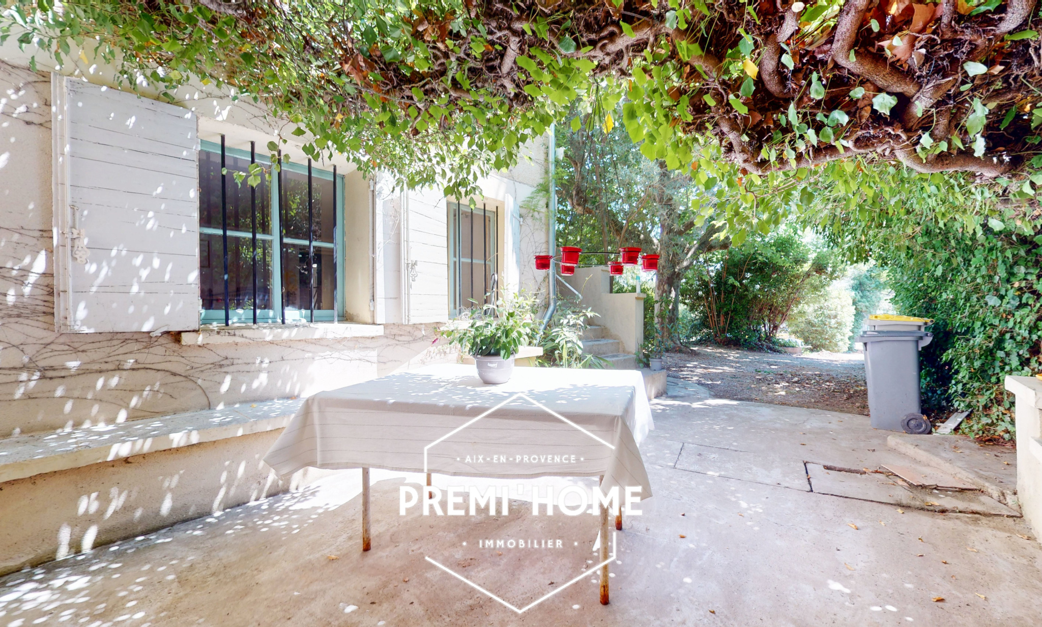 A VENDRE MAISON 190M2 SALON DE PROVENCE - Premi'home Agence immobilière Aix En Provence