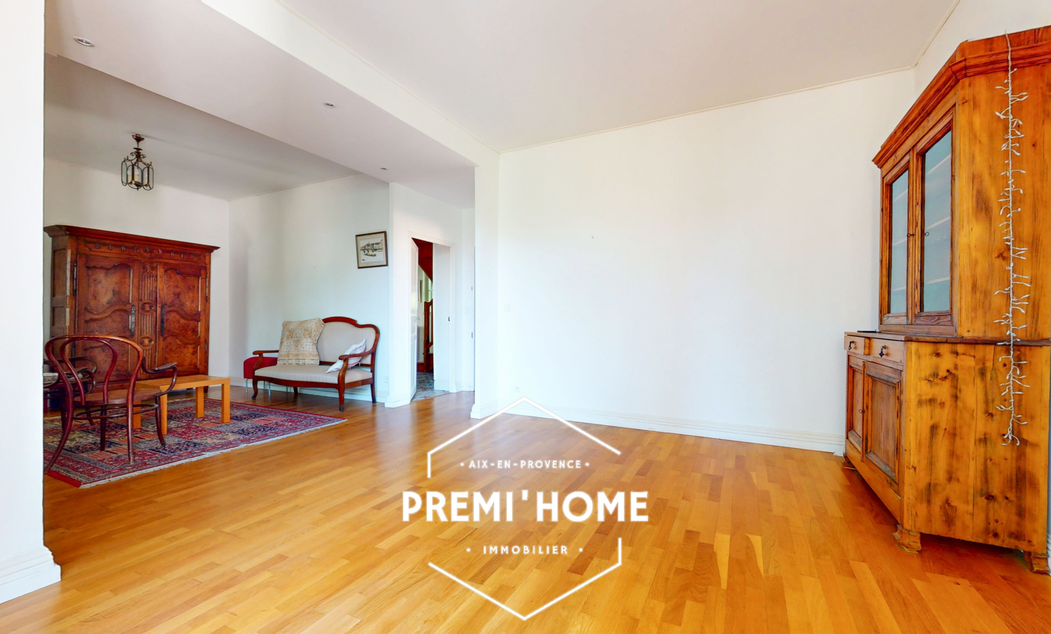 A VENDRE MAISON 190M2 SALON DE PROVENCE - Premi'home Agence immobilière Aix En Provence