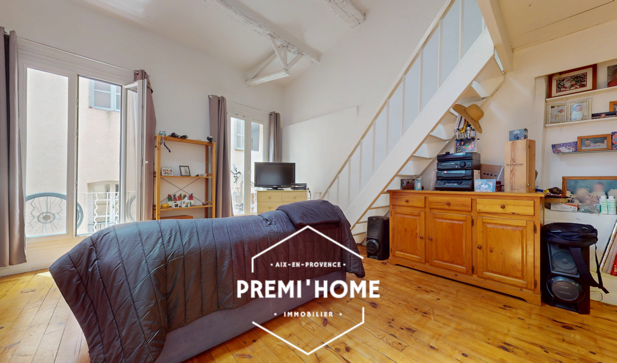A VENDRE T2 DUPLEX AIX CENTRE HISTORIQUE - Premi'home Agence immobilière Aix En Provence