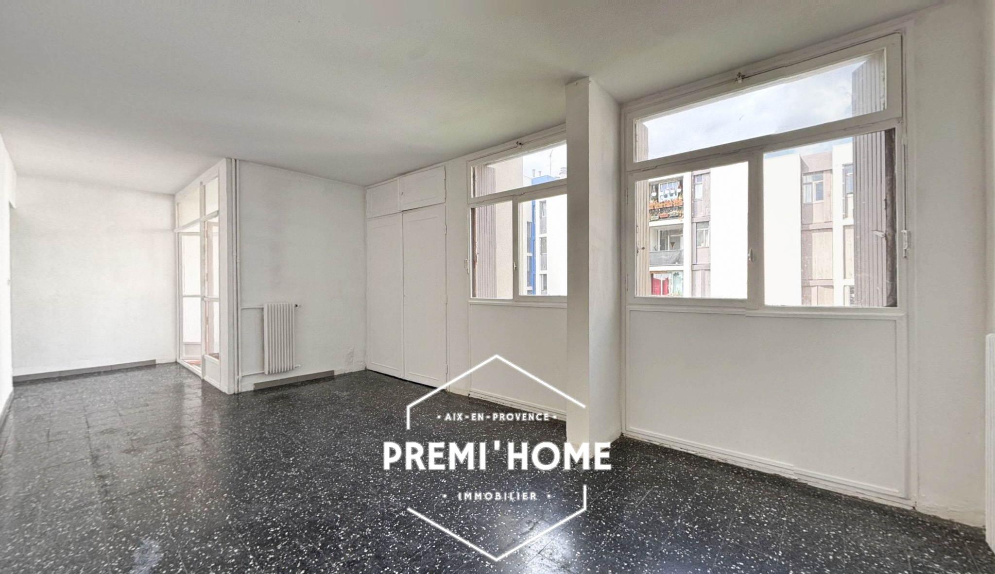 A VENDRE T3 LOUE RESIDENCE PETIT NICE AIX EST - Premi'home Agence immobilière Aix En Provence