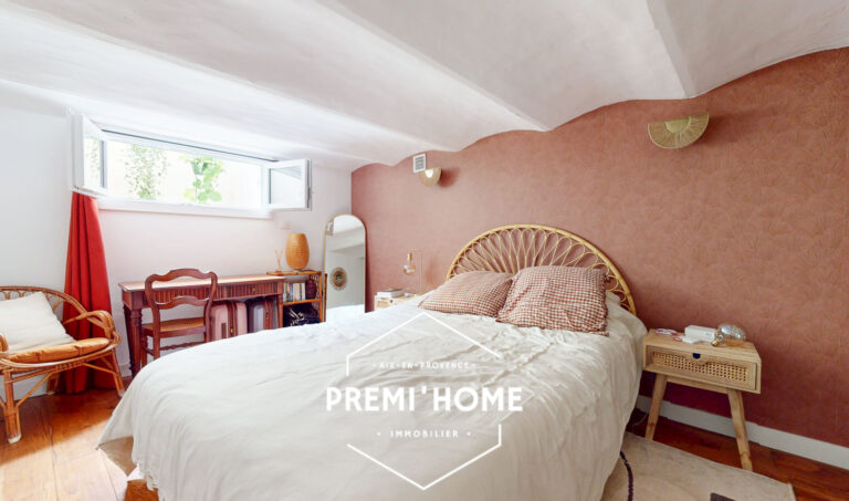 A VENDRE T4 RENOVE PISCINE ET JARDIN AIX SUD - Premi'home Agence immobilière Aix En Provence