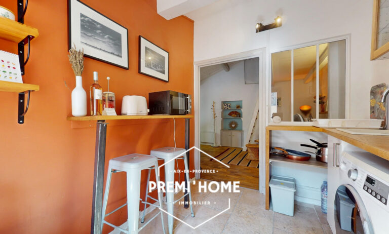 A VENDRE T2 RENOVE CENTRE HISTORIQUE AIX - Premi'home Agence immobilière Aix En Provence
