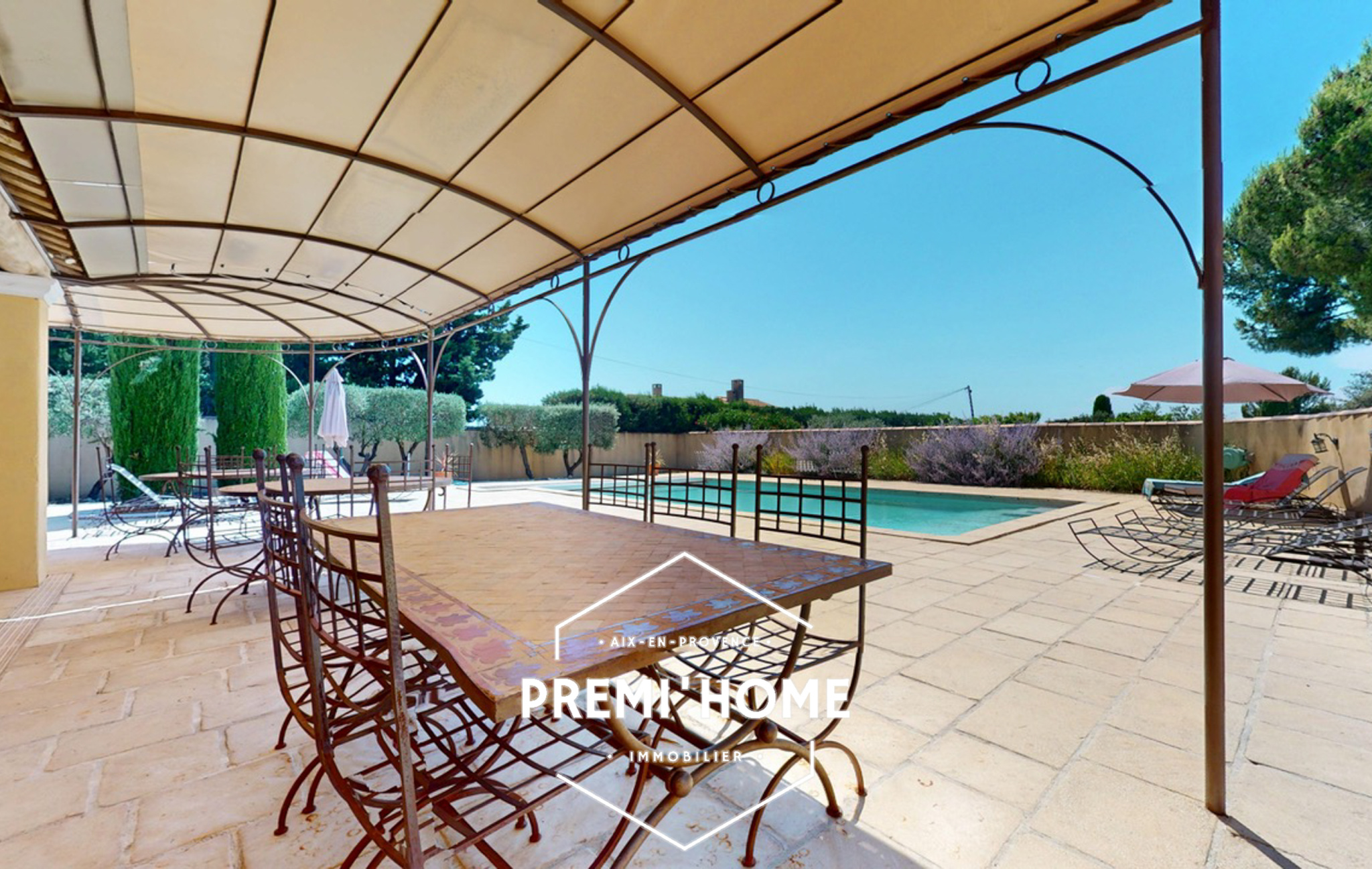 A VENDRE MAISON T4 DANS RÉSIDENCE AVEC PISCINE AUREILLE - Premi'home Agence immobilière Aix En Provence
