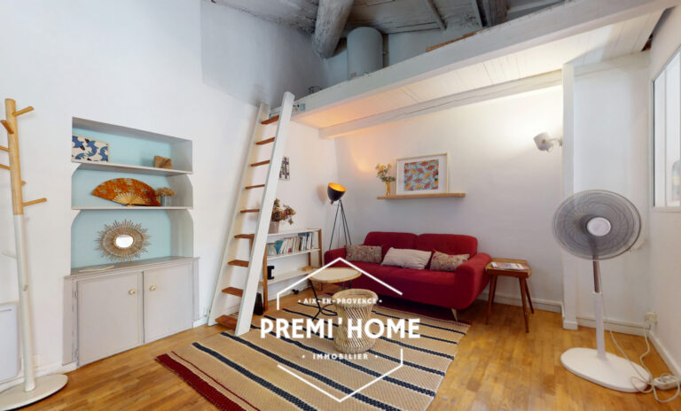 A VENDRE T2 RENOVE CENTRE HISTORIQUE AIX - Premi'home Agence immobilière Aix En Provence