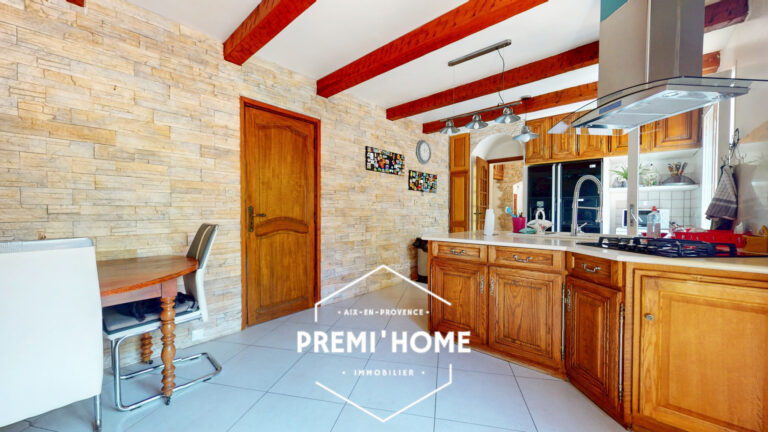 MAISON T4/5 PISCINE ET GARAGE NANS LES PINS - Premi'home Agence immobilière Aix En Provence