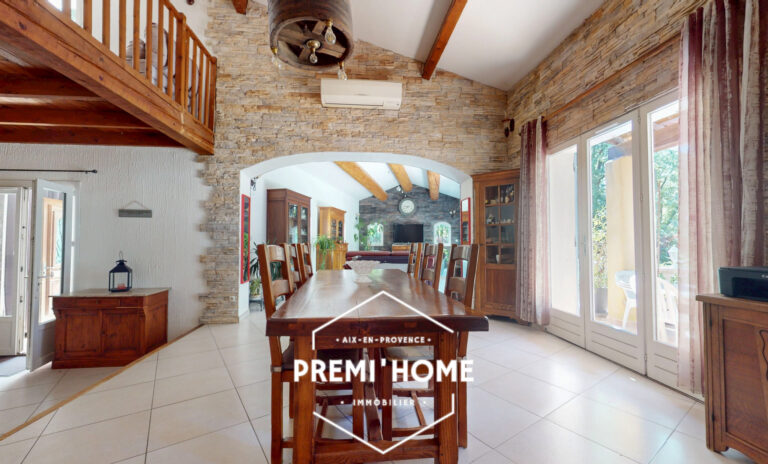 MAISON T4/5 PISCINE ET GARAGE NANS LES PINS - Premi'home Agence immobilière Aix En Provence