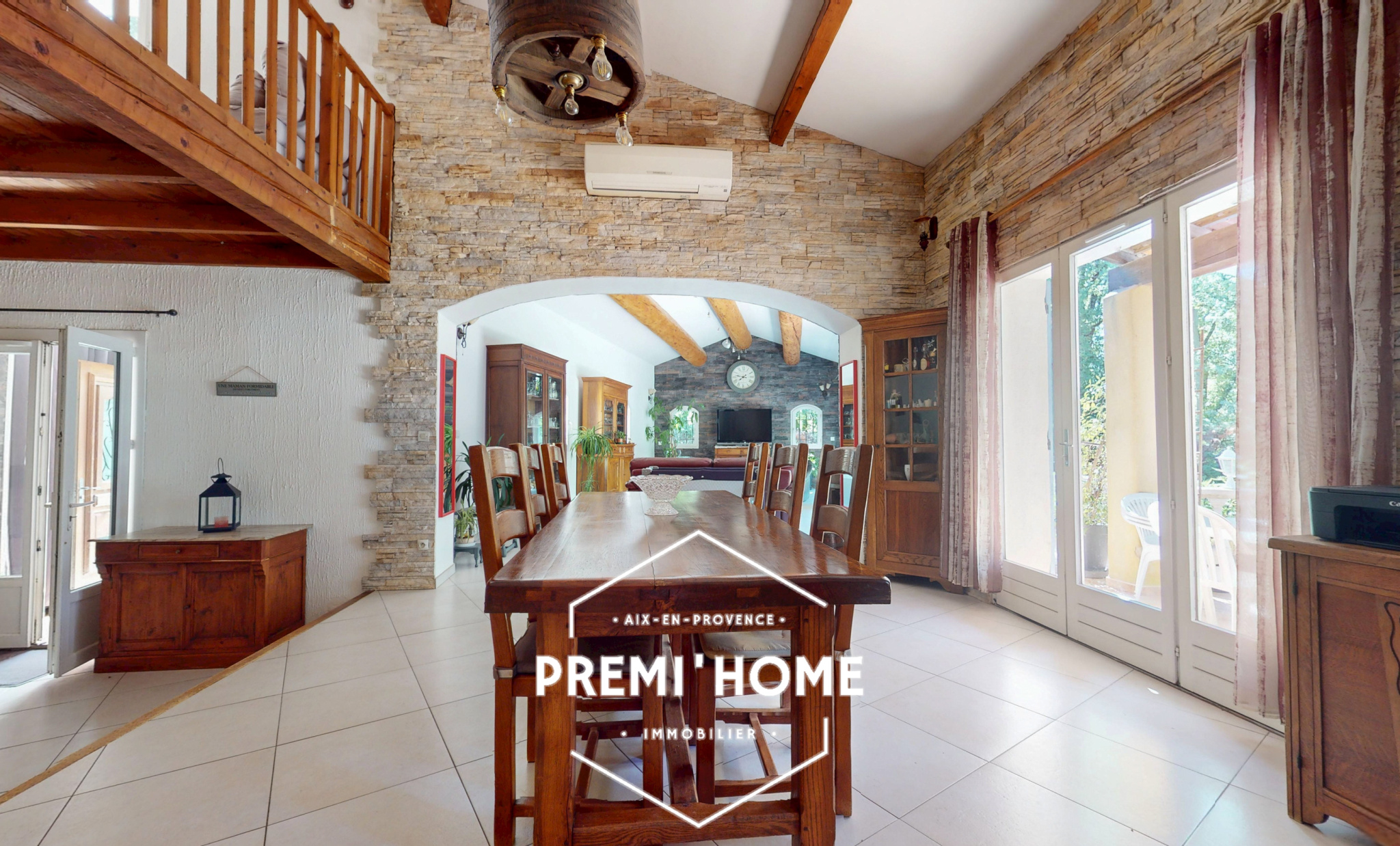 MAISON T4/5 PISCINE ET GARAGE NANS LES PINS - Premi'home Agence immobilière Aix En Provence