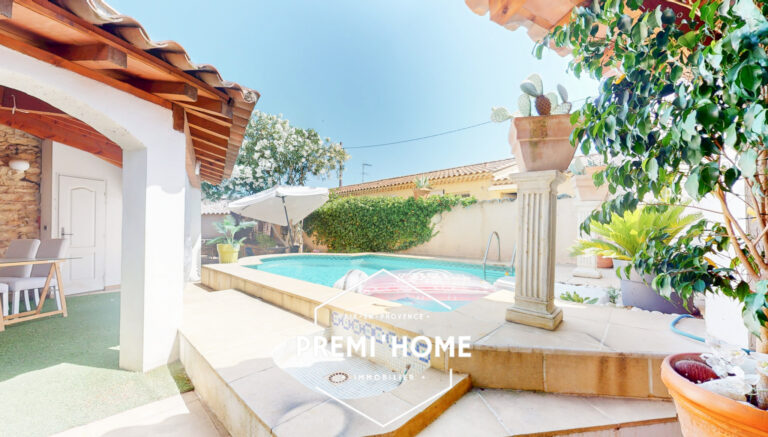 A VENDRE MAISON PISCINE + STUDIO A MIRAMAS - Premi'home Agence immobilière Aix En Provence